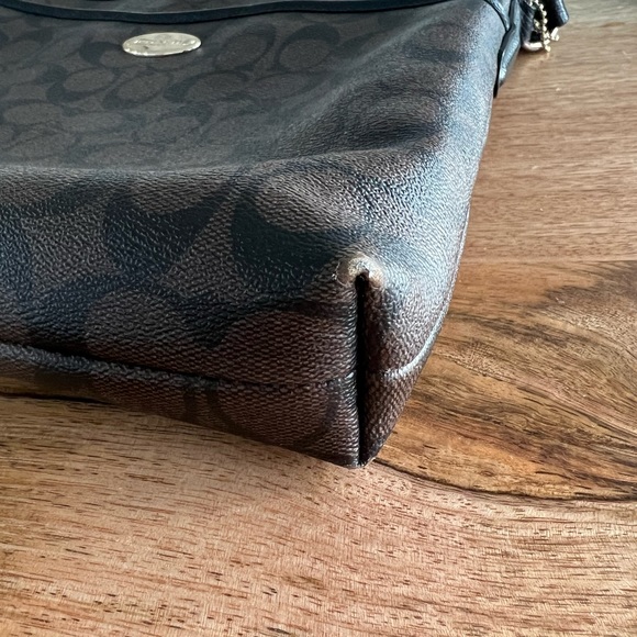 Coach signature black brown crossbody bag coated canvas GUC - Picture 8 of 11